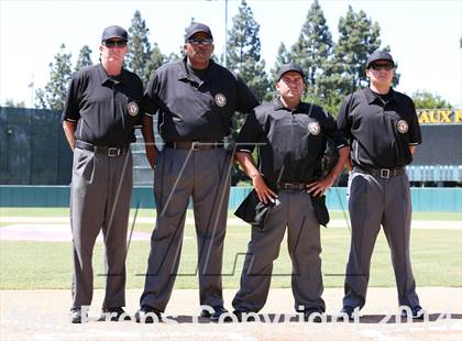 Thumbnail 1 in Huntington Park vs. Van Nuys (CIF L.A. City D2 Semifinal) photogallery.