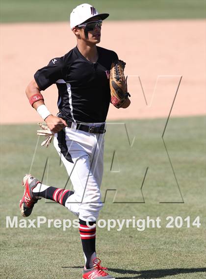 Thumbnail 2 in Huntington Park vs. Van Nuys (CIF L.A. City D2 Semifinal) photogallery.
