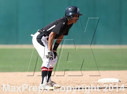 Thumbnail 1 in Huntington Park vs. Van Nuys (CIF L.A. City D2 Semifinal) photogallery.