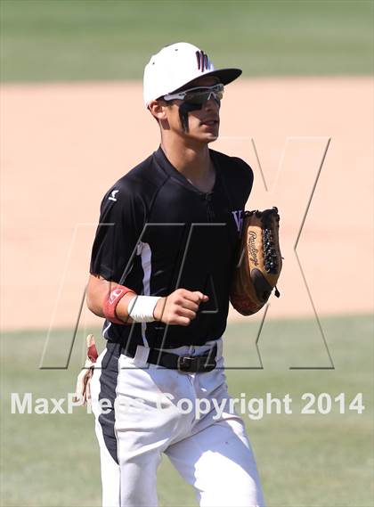 Thumbnail 3 in Huntington Park vs. Van Nuys (CIF L.A. City D2 Semifinal) photogallery.