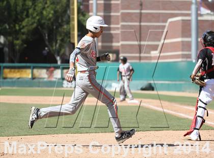 Thumbnail 2 in Huntington Park vs. Van Nuys (CIF L.A. City D2 Semifinal) photogallery.