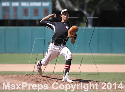 Thumbnail 3 in Huntington Park vs. Van Nuys (CIF L.A. City D2 Semifinal) photogallery.