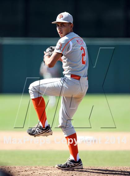 Thumbnail 1 in Huntington Park vs. Van Nuys (CIF L.A. City D2 Semifinal) photogallery.