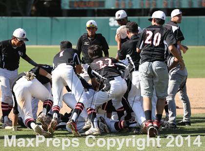 Thumbnail 3 in Huntington Park vs. Van Nuys (CIF L.A. City D2 Semifinal) photogallery.