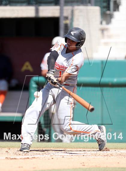 Thumbnail 2 in Huntington Park vs. Van Nuys (CIF L.A. City D2 Semifinal) photogallery.