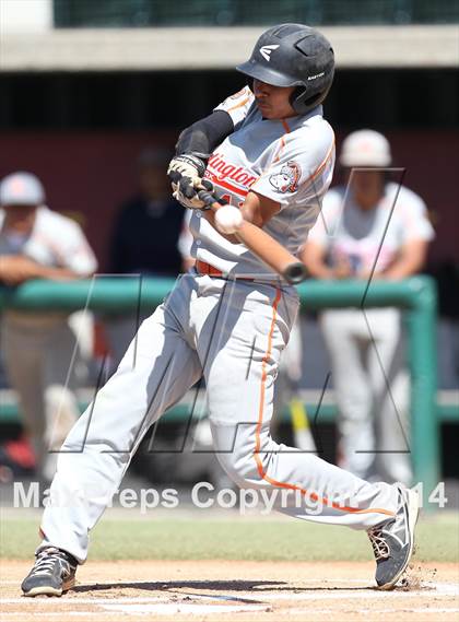 Thumbnail 1 in Huntington Park vs. Van Nuys (CIF L.A. City D2 Semifinal) photogallery.