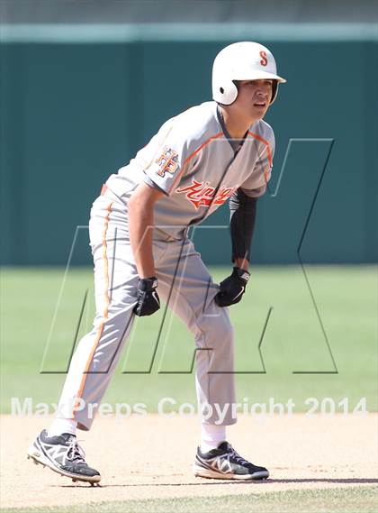 Thumbnail 3 in Huntington Park vs. Van Nuys (CIF L.A. City D2 Semifinal) photogallery.