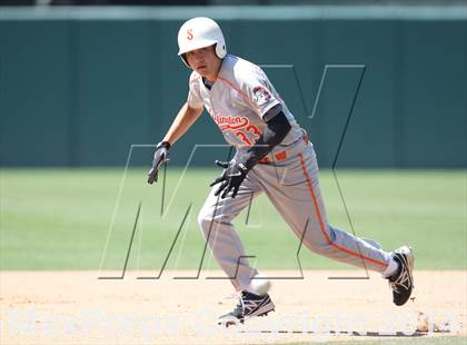 Thumbnail 2 in Huntington Park vs. Van Nuys (CIF L.A. City D2 Semifinal) photogallery.
