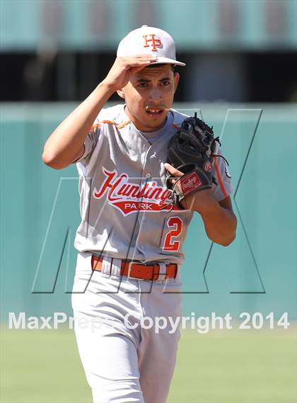 Thumbnail 1 in Huntington Park vs. Van Nuys (CIF L.A. City D2 Semifinal) photogallery.