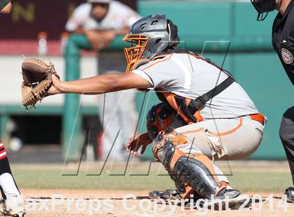 Thumbnail 3 in Huntington Park vs. Van Nuys (CIF L.A. City D2 Semifinal) photogallery.