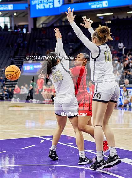 Thumbnail 3 in Etiwanda vs Archbishop Mitty (CIF State Open Div. Final) photogallery.
