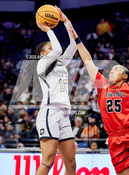 Thumbnail 1 in Etiwanda vs Archbishop Mitty (CIF State Open Div. Final) photogallery.