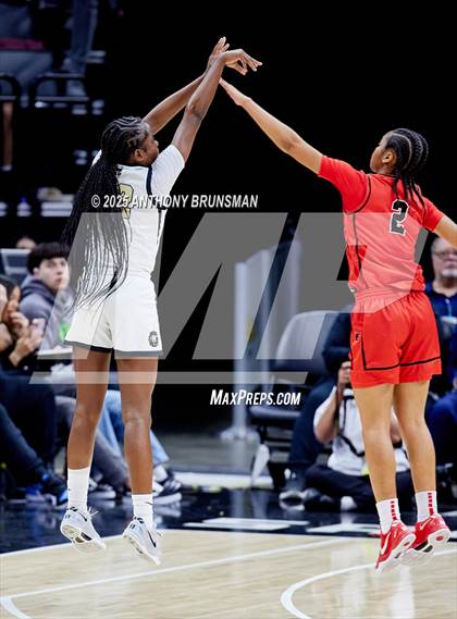 Thumbnail 1 in Etiwanda vs Archbishop Mitty (CIF State Open Div. Final) photogallery.
