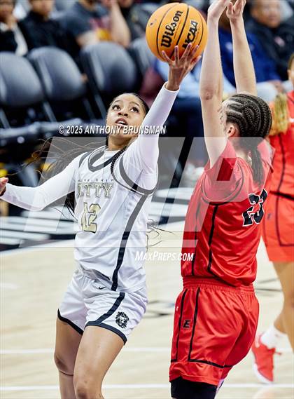 Thumbnail 1 in Etiwanda vs Archbishop Mitty (CIF State Open Div. Final) photogallery.