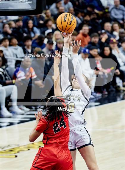 Thumbnail 2 in Etiwanda vs Archbishop Mitty (CIF State Open Div. Final) photogallery.