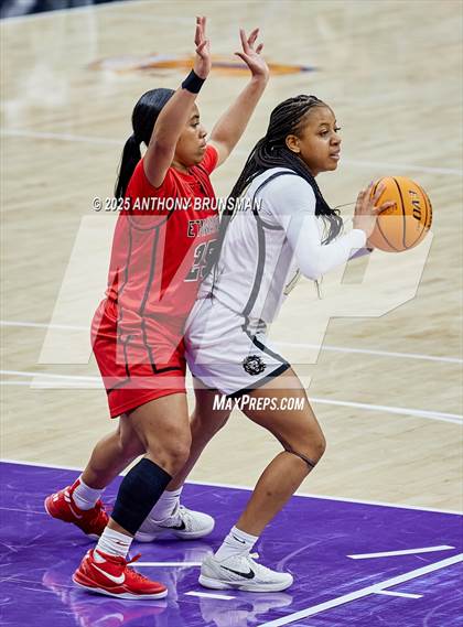 Thumbnail 1 in Etiwanda vs Archbishop Mitty (CIF State Open Div. Final) photogallery.