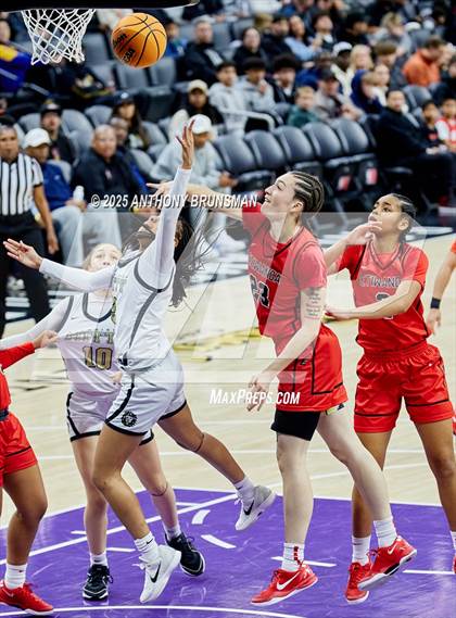 Thumbnail 2 in Etiwanda vs Archbishop Mitty (CIF State Open Div. Final) photogallery.