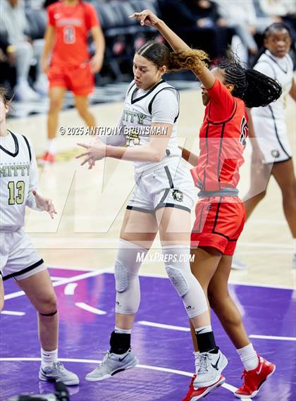 Thumbnail 1 in Etiwanda vs Archbishop Mitty (CIF State Open Div. Final) photogallery.