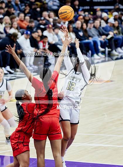 Thumbnail 1 in Etiwanda vs Archbishop Mitty (CIF State Open Div. Final) photogallery.