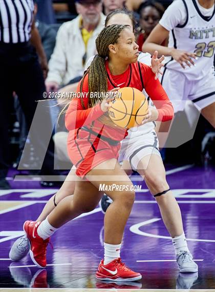 Thumbnail 1 in Etiwanda vs Archbishop Mitty (CIF State Open Div. Final) photogallery.