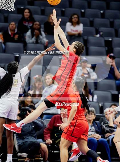 Thumbnail 1 in Etiwanda vs Archbishop Mitty (CIF State Open Div. Final) photogallery.