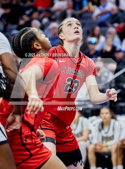 Thumbnail 1 in Etiwanda vs Archbishop Mitty (CIF State Open Div. Final) photogallery.