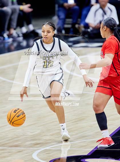 Thumbnail 1 in Etiwanda vs Archbishop Mitty (CIF State Open Div. Final) photogallery.