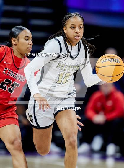 Thumbnail 1 in Etiwanda vs Archbishop Mitty (CIF State Open Div. Final) photogallery.