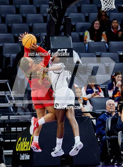 Thumbnail 2 in Etiwanda vs Archbishop Mitty (CIF State Open Div. Final) photogallery.