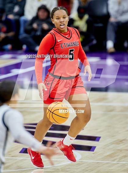 Thumbnail 1 in Etiwanda vs Archbishop Mitty (CIF State Open Div. Final) photogallery.