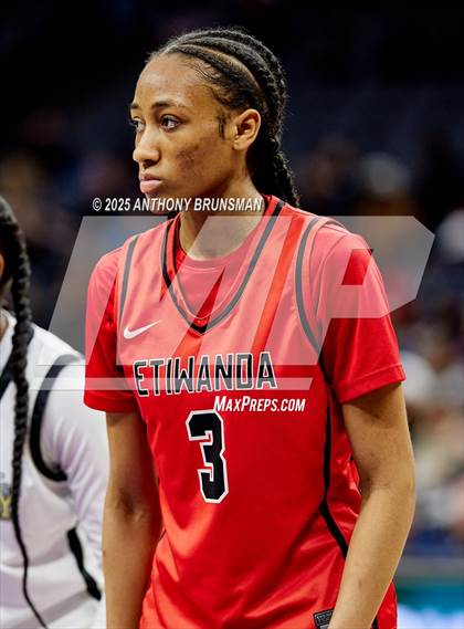 Thumbnail 1 in Etiwanda vs Archbishop Mitty (CIF State Open Div. Final) photogallery.