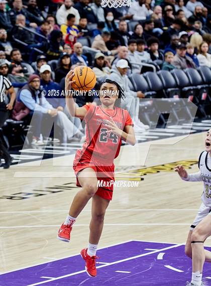 Thumbnail 1 in Etiwanda vs Archbishop Mitty (CIF State Open Div. Final) photogallery.