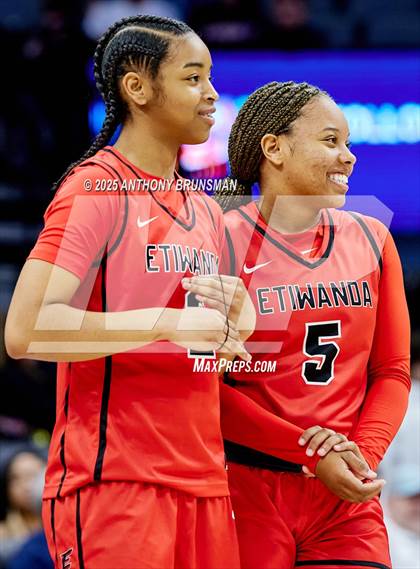 Thumbnail 2 in Etiwanda vs Archbishop Mitty (CIF State Open Div. Final) photogallery.