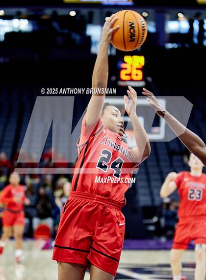 Thumbnail 2 in Etiwanda vs Archbishop Mitty (CIF State Open Div. Final) photogallery.