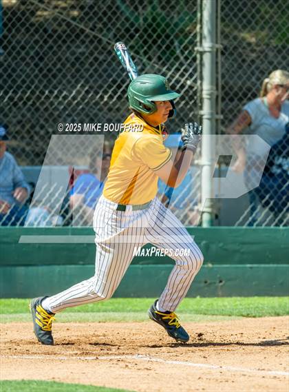 Thumbnail 3 in Saugus @ Santa Barbara photogallery.