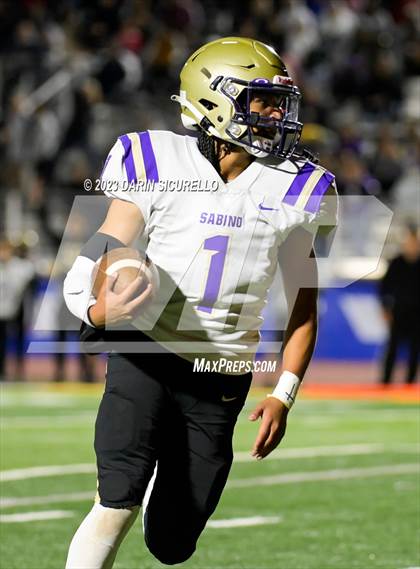 Thumbnail 1 in Sabino vs Paradise Honors (AIA 3A Final) photogallery.