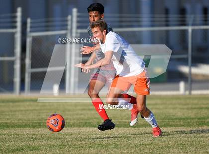 Thumbnail 2 in San Angelo Central vs Lee [Robert E.] photogallery.