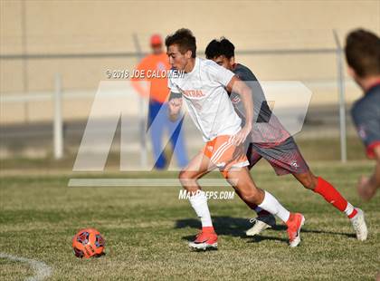 Thumbnail 3 in San Angelo Central vs Lee [Robert E.] photogallery.