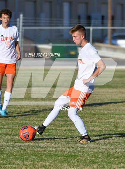 Thumbnail 1 in San Angelo Central vs Lee [Robert E.] photogallery.