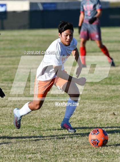 Thumbnail 2 in San Angelo Central vs Lee [Robert E.] photogallery.