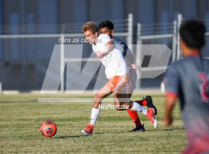 Thumbnail 3 in San Angelo Central vs Lee [Robert E.] photogallery.
