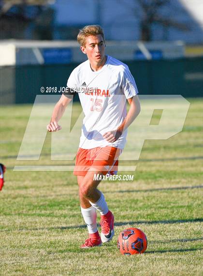 Thumbnail 1 in San Angelo Central vs Lee [Robert E.] photogallery.