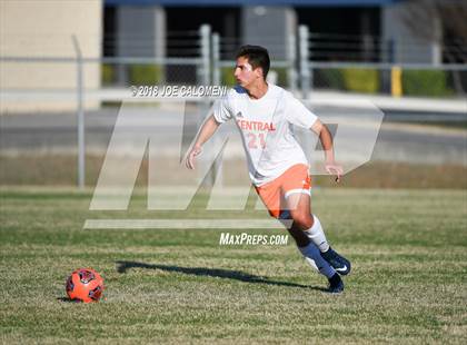 Thumbnail 2 in San Angelo Central vs Lee [Robert E.] photogallery.