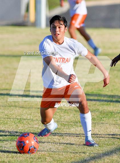 Thumbnail 1 in San Angelo Central vs Lee [Robert E.] photogallery.
