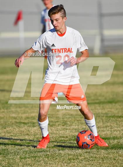 Thumbnail 1 in San Angelo Central vs Lee [Robert E.] photogallery.