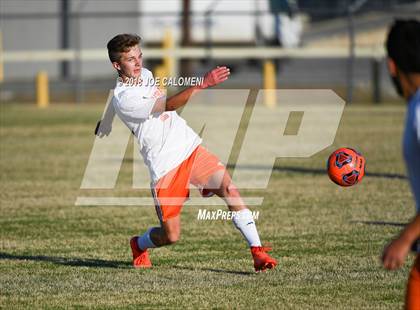 Thumbnail 3 in San Angelo Central vs Lee [Robert E.] photogallery.