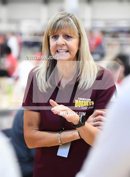 Thumbnail 1 in Mountain Ridge vs. Enumclaw (Nike TOC Southwest) photogallery.