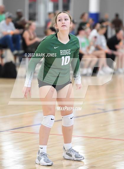 Thumbnail 1 in Mountain Ridge vs. Enumclaw (Nike TOC Southwest) photogallery.