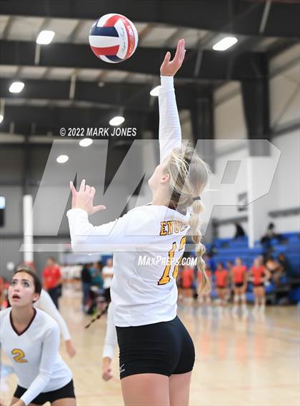 Thumbnail 3 in Mountain Ridge vs. Enumclaw (Nike TOC Southwest) photogallery.