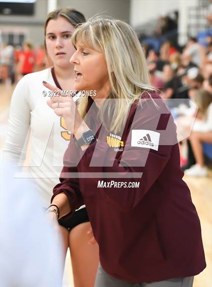 Thumbnail 3 in Mountain Ridge vs. Enumclaw (Nike TOC Southwest) photogallery.